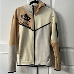 Nike Sportswear Tech Fleece Printed Full zip hoodie men’s small